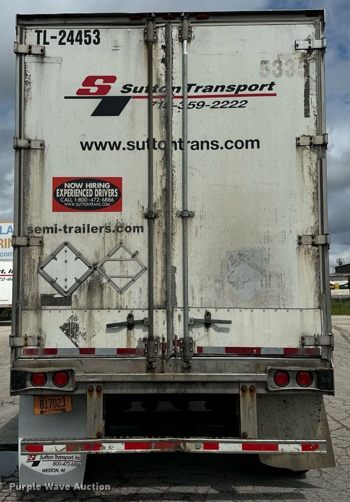 image for item DV5878 2005 Stoughton  AVW-535T-S-C-AR dry van trailer
