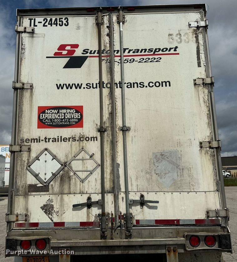 image for item DV5878 2005 Stoughton  AVW-535T-S-C-AR dry van trailer