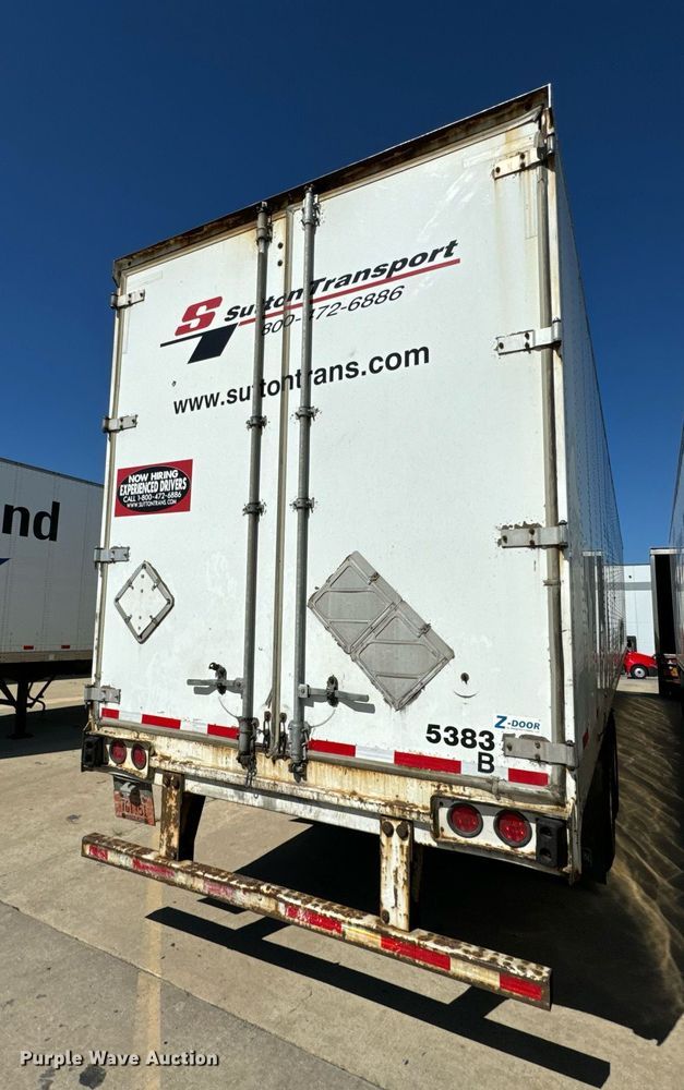 image for item DV5881 2013 Stoughton  AVW-535T-S-C-AR dry van trailer