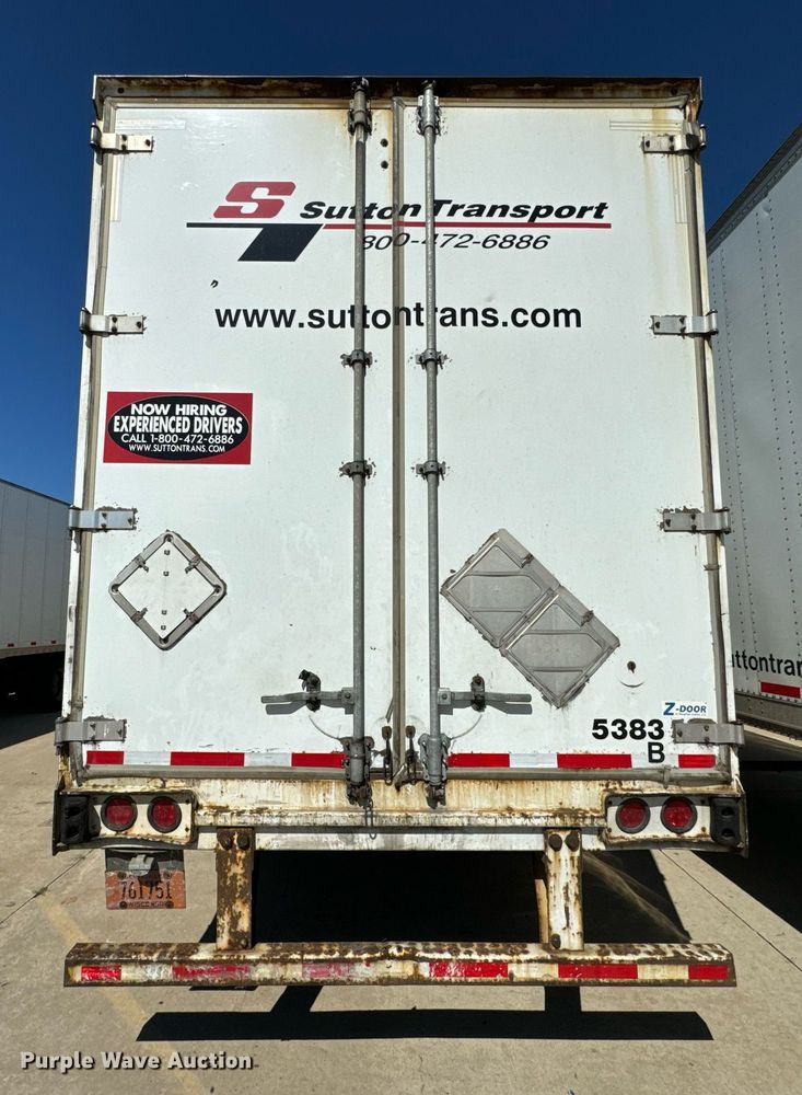 image for item DV5881 2013 Stoughton  AVW-535T-S-C-AR dry van trailer