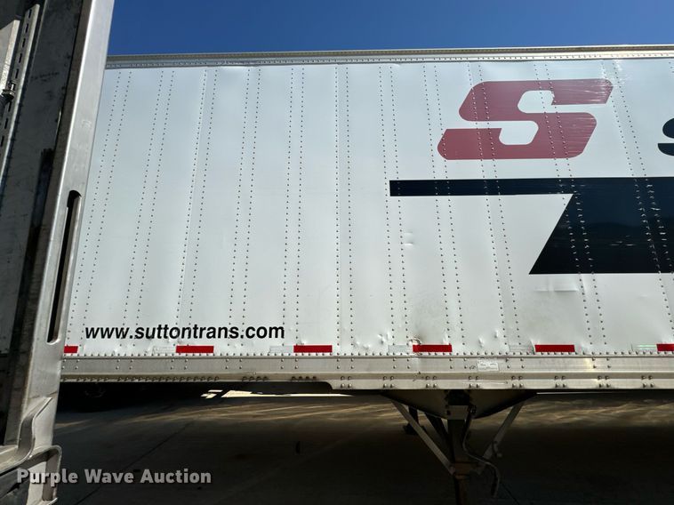 image for item DV5881 2013 Stoughton  AVW-535T-S-C-AR dry van trailer