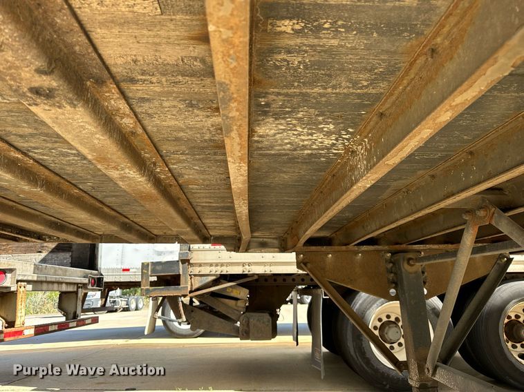 image for item DV5881 2013 Stoughton  AVW-535T-S-C-AR dry van trailer