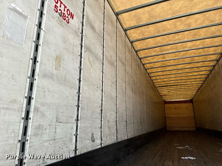 image for item DV5881 2013 Stoughton  AVW-535T-S-C-AR dry van trailer