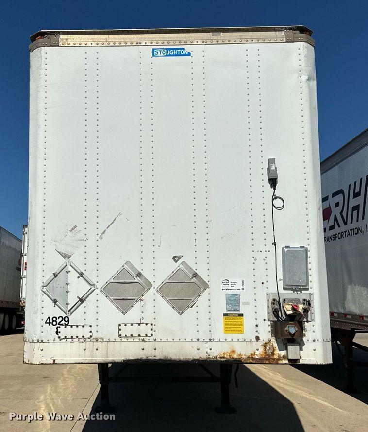 image for item DV5882 2013 Stoughton AVW-485T-S-C-AR dry van trailer