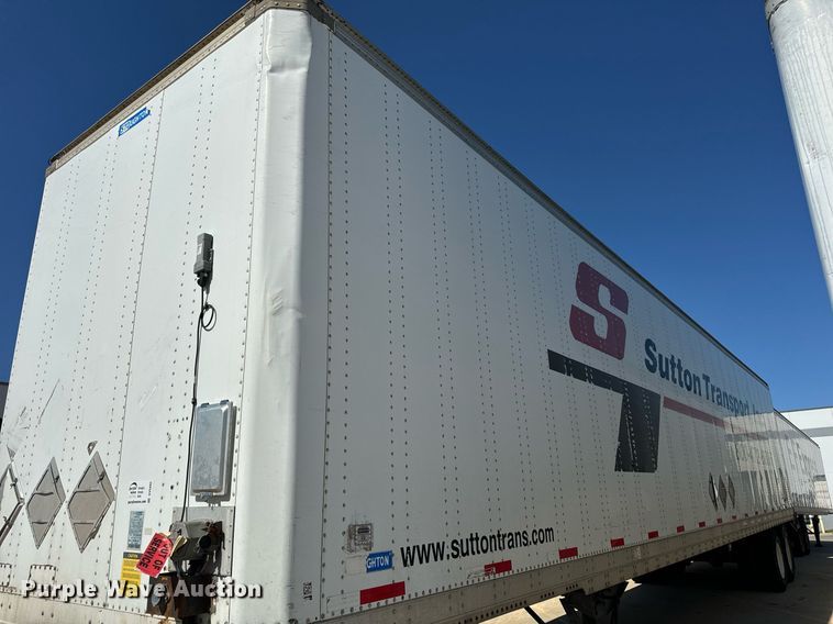 image for item DV5882 2013 Stoughton AVW-485T-S-C-AR dry van trailer