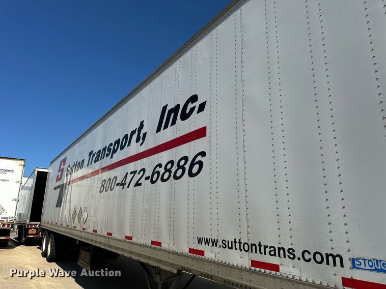 image for item DV5882 2013 Stoughton AVW-485T-S-C-AR dry van trailer