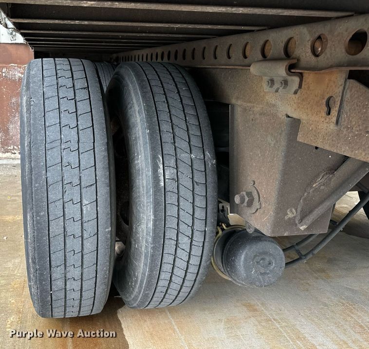 image for item DV5883 2004 Great Dane  7411TP-101AL Dry van trailer