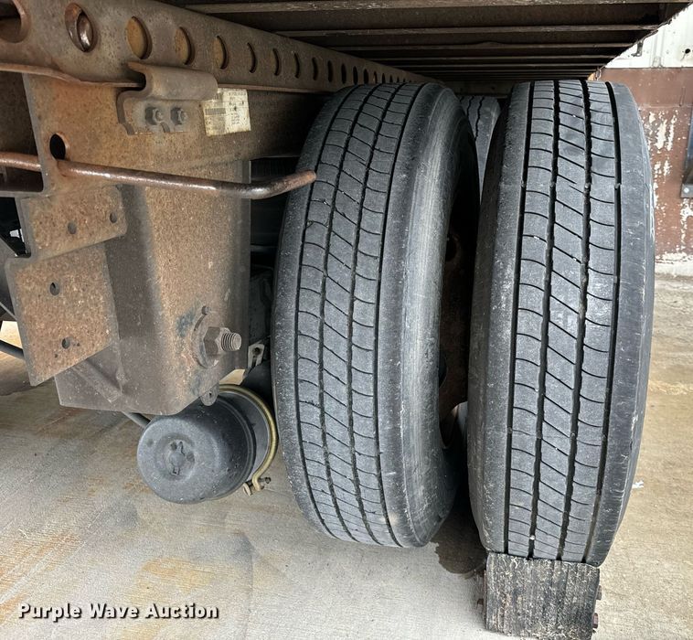 image for item DV5883 2004 Great Dane  7411TP-101AL Dry van trailer