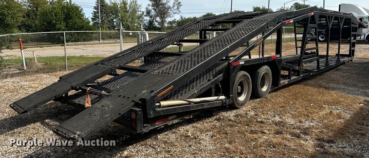 image for item DV5921 1997 Bear  Boar car carrier