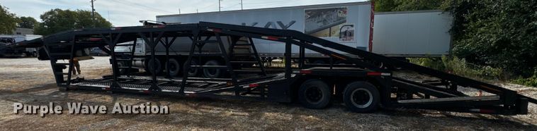 image for item DV5921 1997 Bear  Boar car carrier