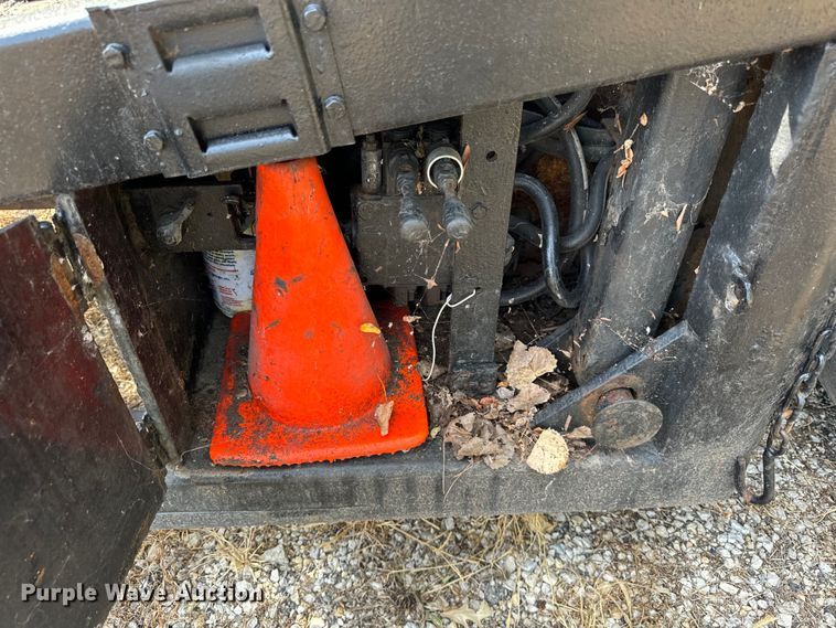 image for item DV5921 1997 Bear  Boar car carrier