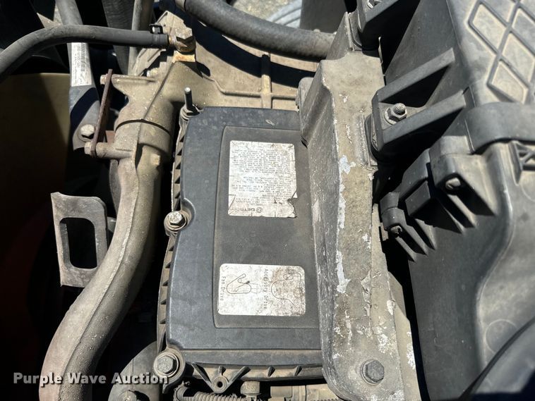 image for item DX1482 2014 Freightliner Cascadia semi truck