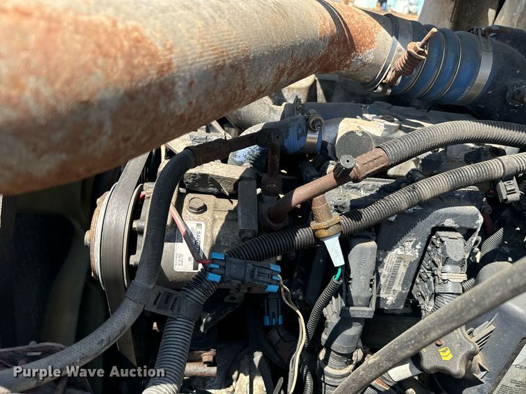 image for item EE7563 2007 Mack dump truck