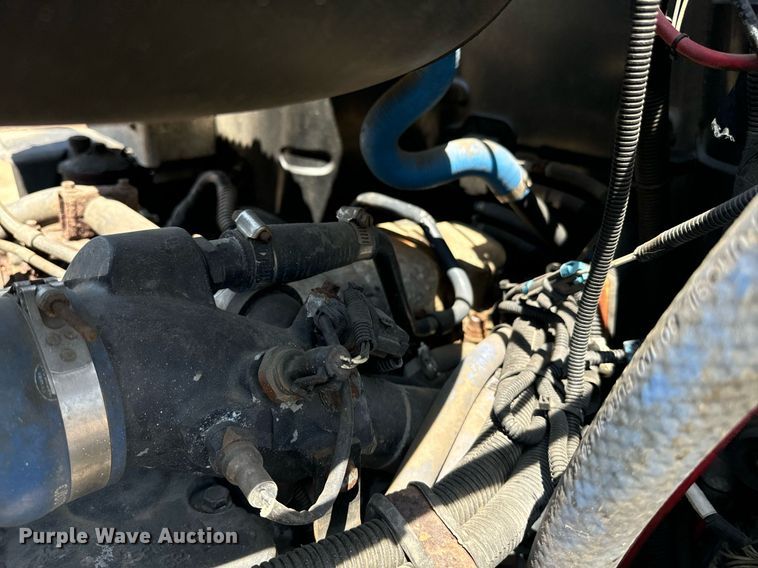 image for item EE7563 2007 Mack dump truck