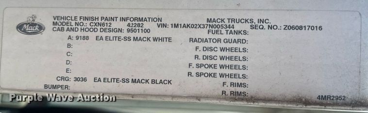 image for item EE7563 2007 Mack dump truck