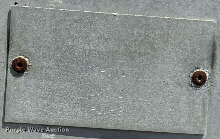 image for item EE7564 2000 Mack dump truck