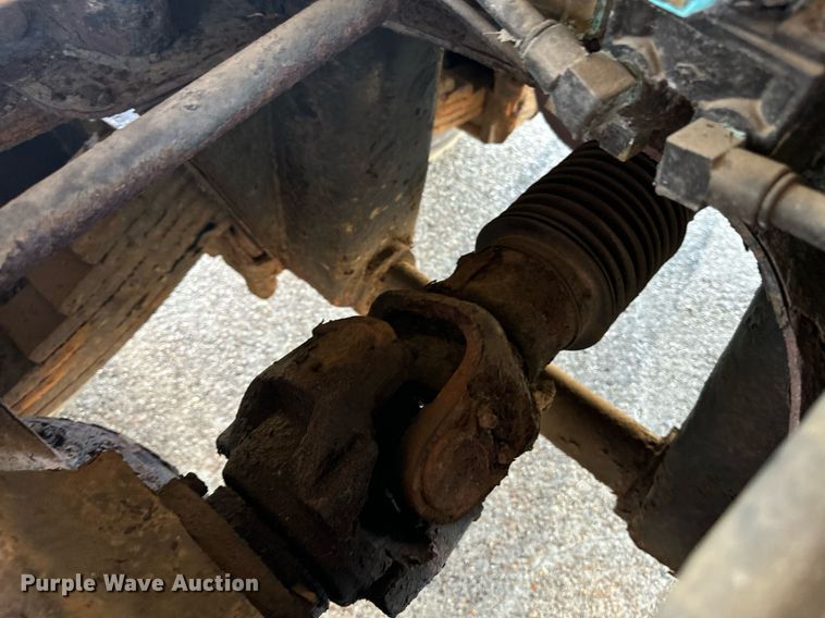 image for item EE7564 2000 Mack dump truck