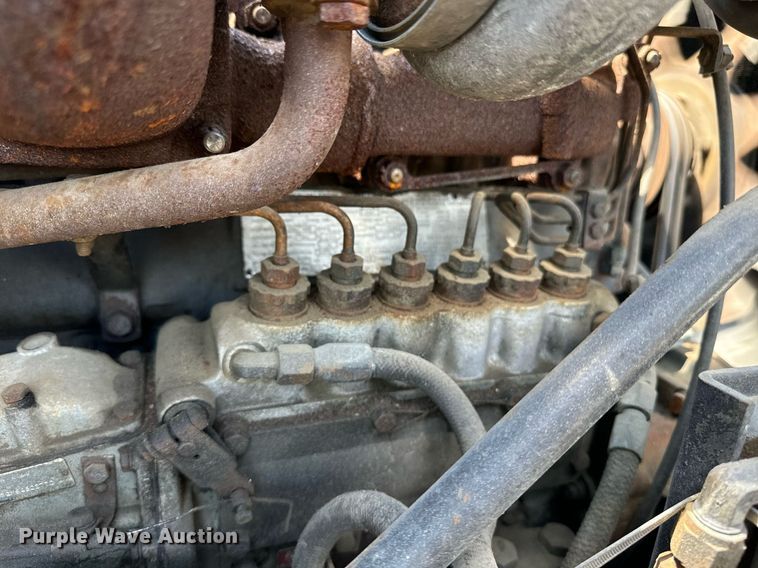 image for item EE7565 1987 Mack ready mix truck