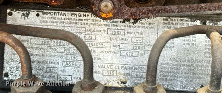 image for item EE7565 1987 Mack ready mix truck