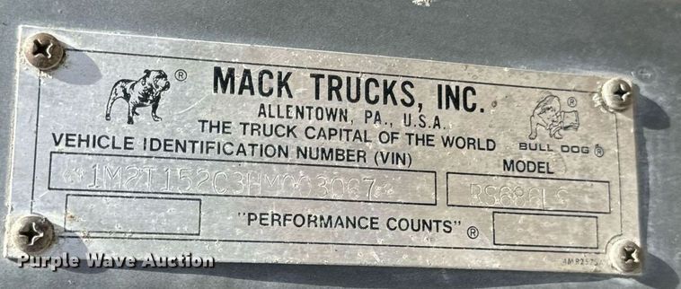 image for item EE7565 1987 Mack ready mix truck
