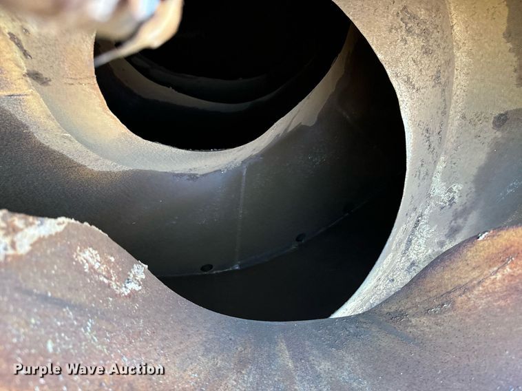 image for item EE7566 1997 Mack ready mix truck