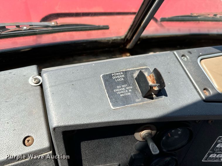 image for item EE7566 1997 Mack ready mix truck