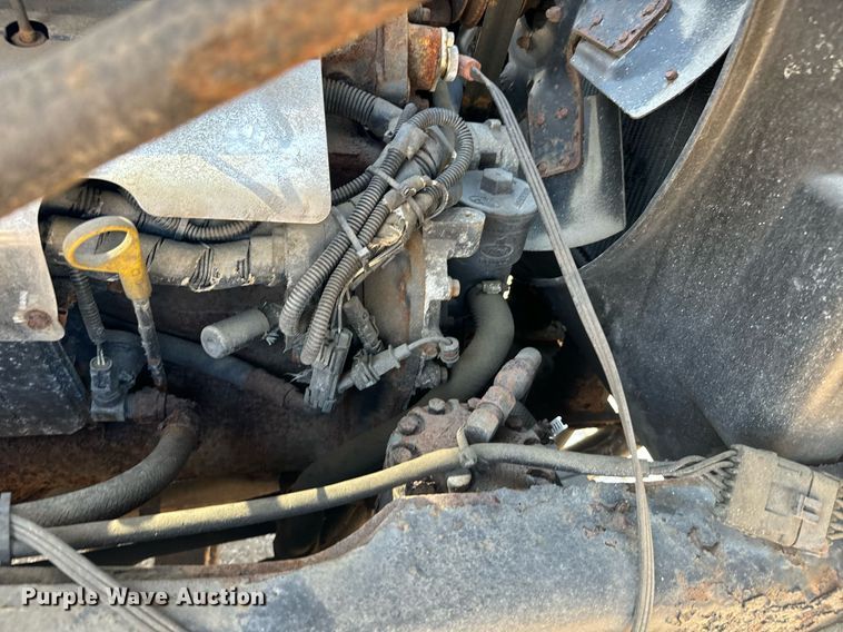 image for item EE7567 2001 Mack dump truck