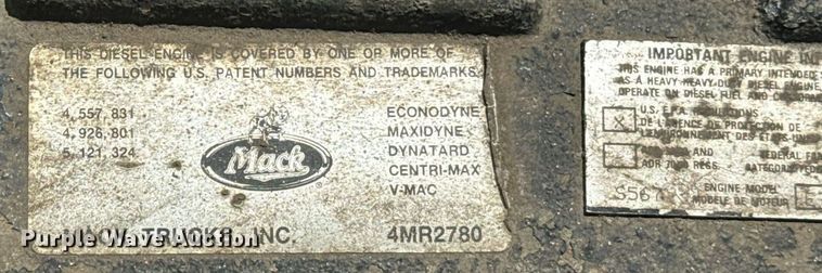 image for item EE7567 2001 Mack dump truck