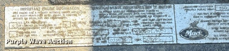 image for item EE7567 2001 Mack dump truck