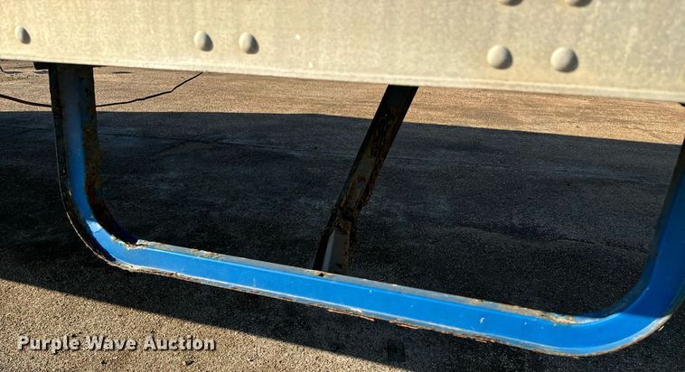 image for item EE7569 1999 Trailmobile dry van trailer