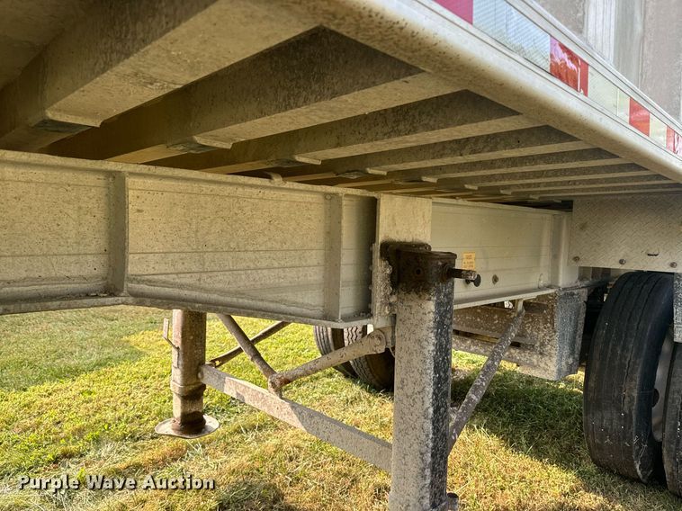 image for item EE7635 1997 Travis end dump trailer