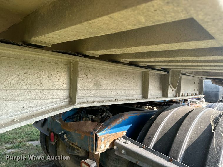 image for item EE7635 1997 Travis end dump trailer