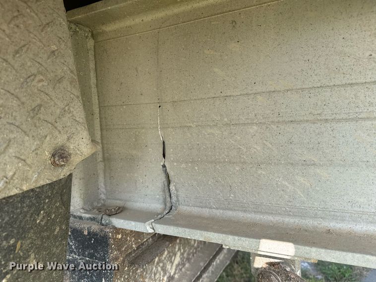 image for item EE7635 1997 Travis end dump trailer