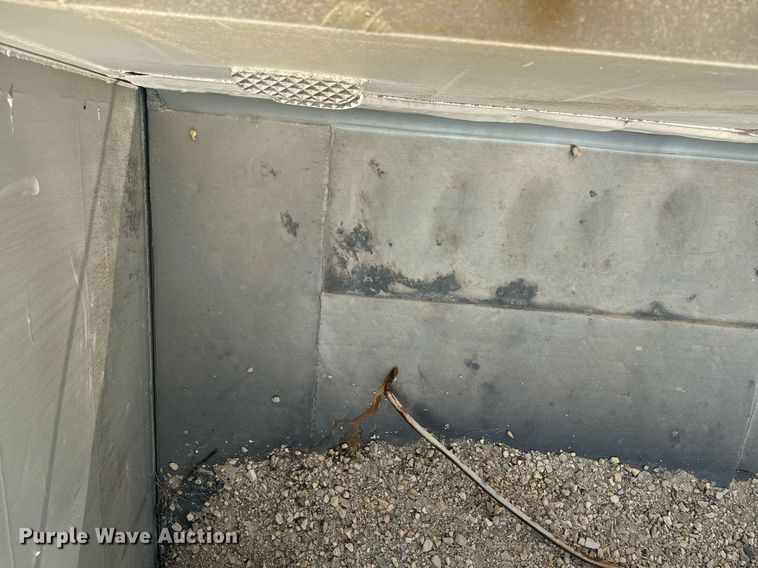 image for item EE7635 1997 Travis end dump trailer