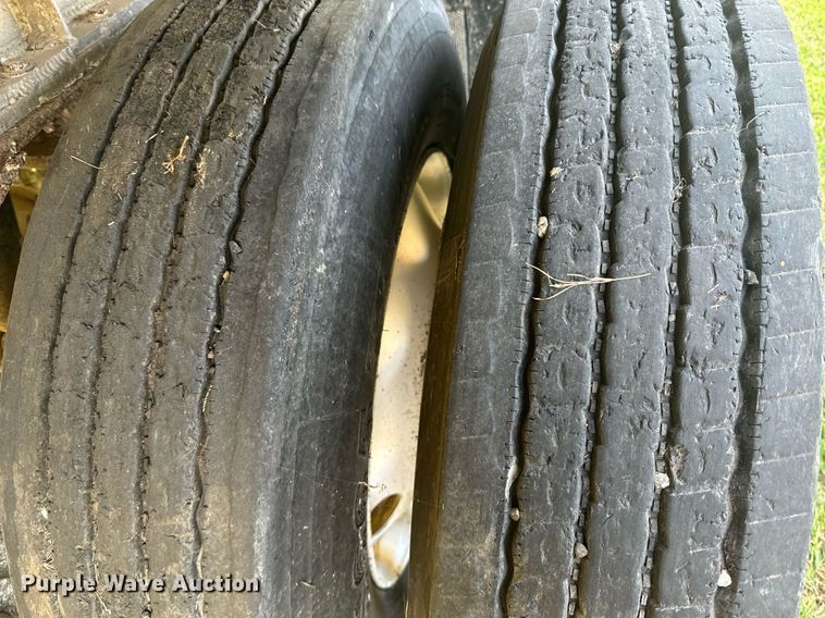 image for item EE7635 1997 Travis end dump trailer