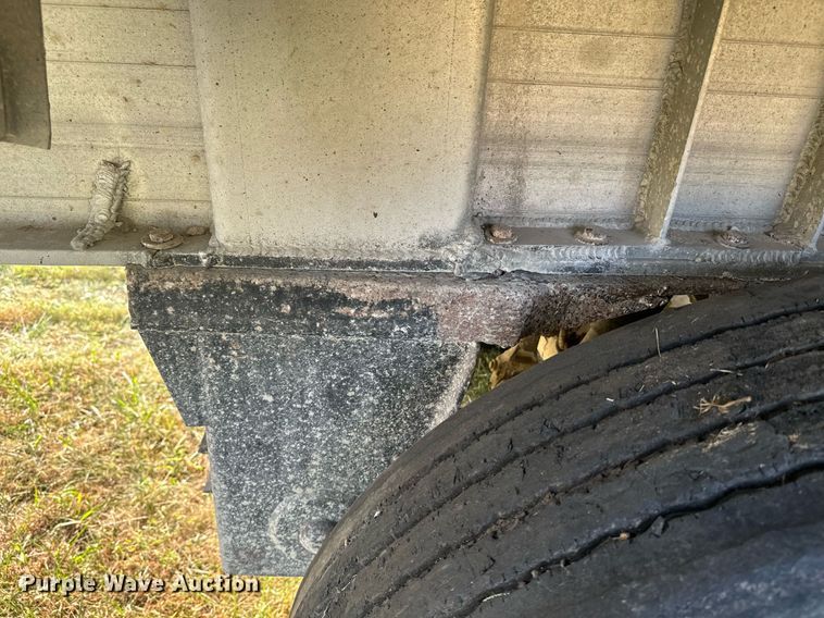 image for item EE7635 1997 Travis end dump trailer