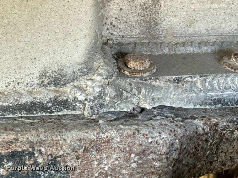 image for item EE7635 1997 Travis end dump trailer