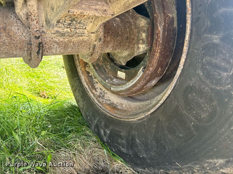 image for item EE7635 1997 Travis end dump trailer