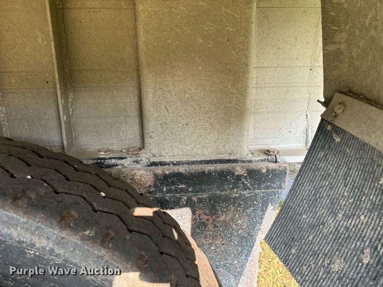 image for item EE7635 1997 Travis end dump trailer