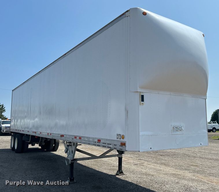 image for item EG0957 1986 Utility Trailer  VS2D dry van trailer