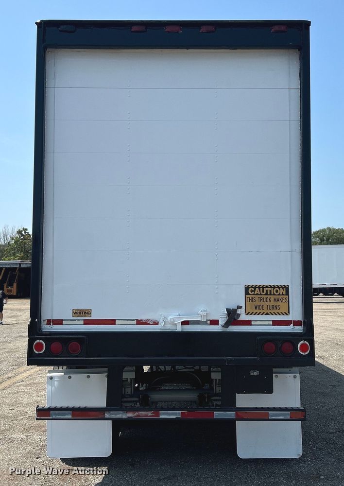 image for item EG0957 1986 Utility Trailer  VS2D dry van trailer