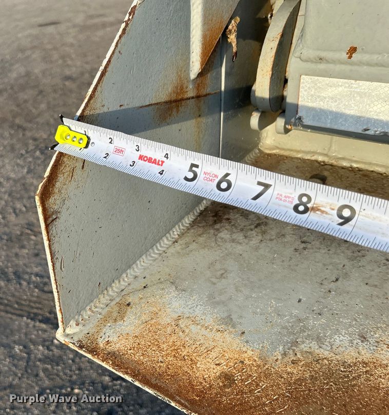 image for item EG0984 1995 Hibilt end dump trailer