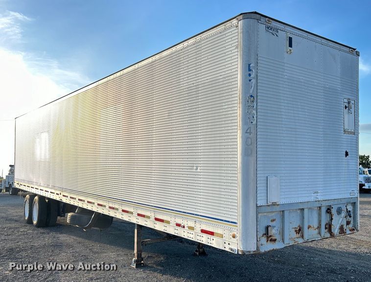 image for item EG0985 1982 Hobbs Trailers dry van trailer