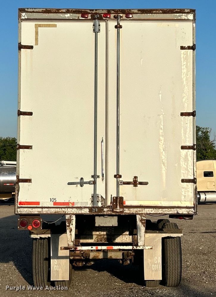 image for item EG0985 1982 Hobbs Trailers dry van trailer