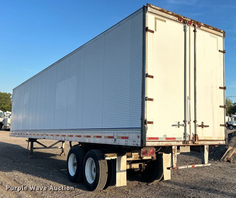 image for item EG0985 1982 Hobbs Trailers dry van trailer