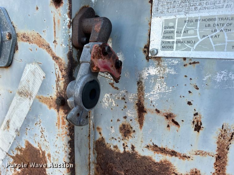 image for item EG0985 1982 Hobbs Trailers dry van trailer