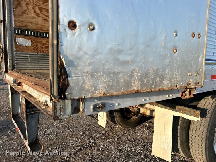 image for item EG0985 1982 Hobbs Trailers dry van trailer