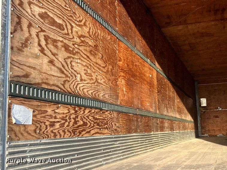 image for item EG0985 1982 Hobbs Trailers dry van trailer