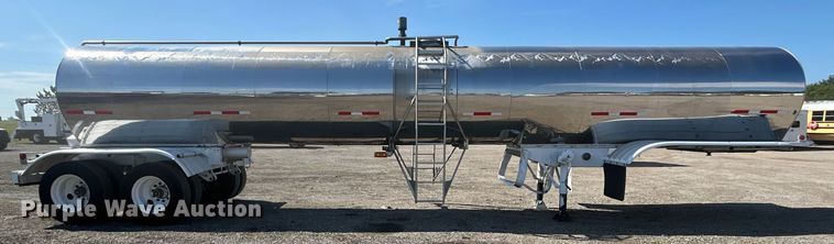 image for item EG0991 1987 Polar SRJ3 tank trailer