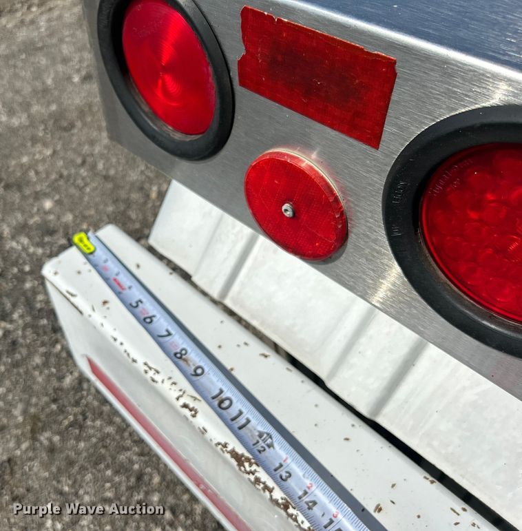 image for item EG0991 1987 Polar SRJ3 tank trailer